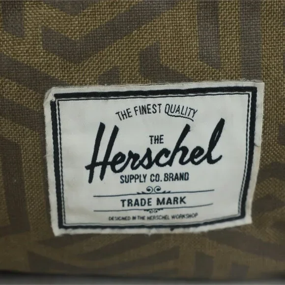 Herschel Supply Co. Hunter Green HERITAGE Metric 20 Duffle Bag, 20x12x10